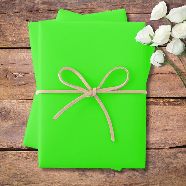 Feuille De Papier Cadeau Couleur solide verte néon | Classique | Élégant (Créateur téléchargé)