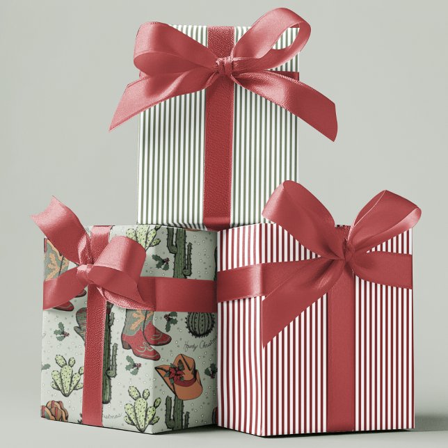 Feuille De Papier Cadeau Country Cowboy Howdy Noël (Howdy Christmas Wrapping Paper. Cowboy Boots, Cacti, Cowboy Hats, Holly Berries, Stars and Stripes.)