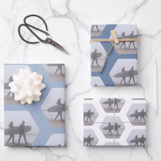 Feuille De Papier Cadeau Couple Surfer Minimal Dusty Blue (Recto)