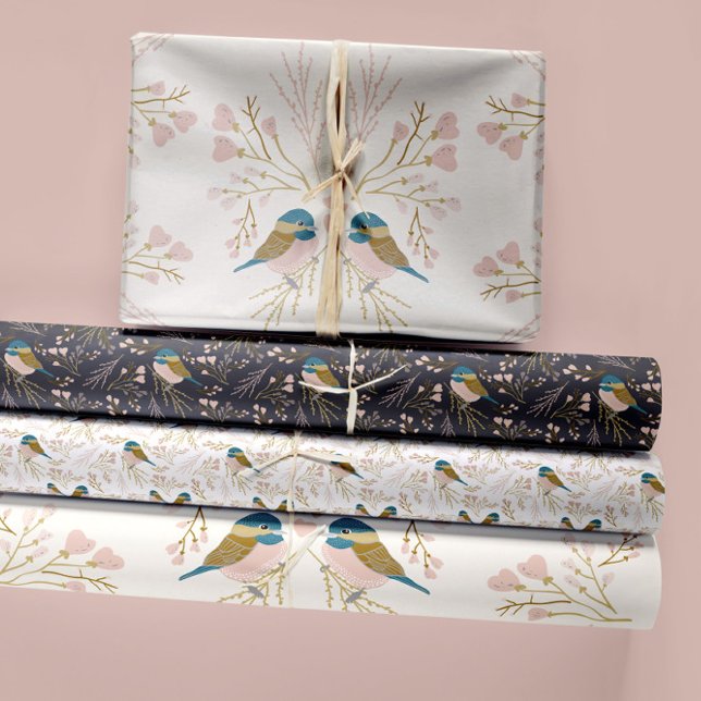 Feuille De Papier Cadeau Cute Chickadee Oiseaux Coeurs Découpage Cadeau (Chickadee Birds Pink Gold Hearts And Flowers Wrapping Paper Sheets from Studio Posies.)