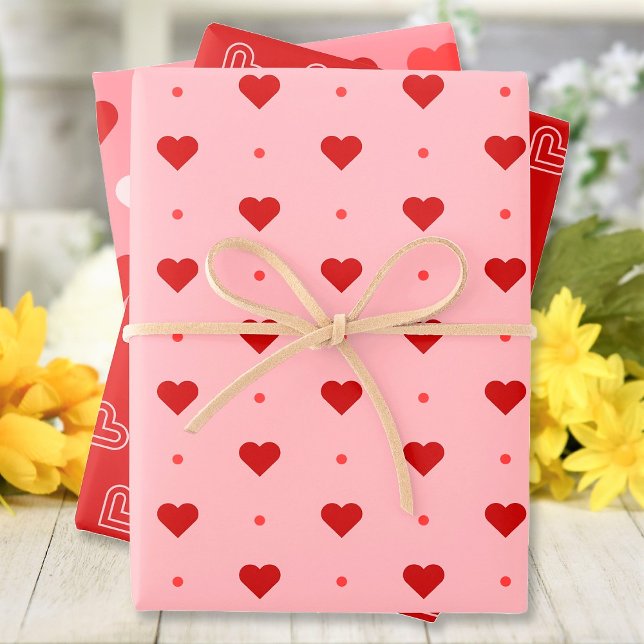 Feuille De Papier Cadeau Cute Rouge Rose Coeurs Blancs Motifs (Créateur téléchargé)