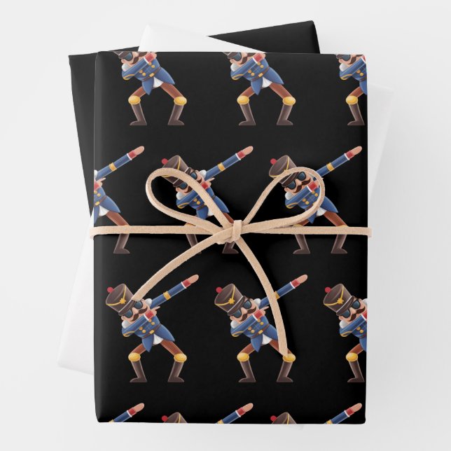 Feuille De Papier Cadeau Dabbing Nutcracker Christmas Holiday (En situation)