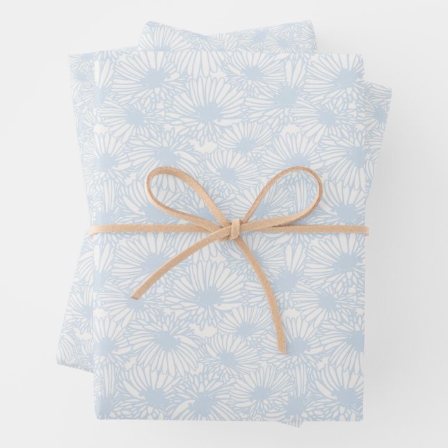 Feuille De Papier Cadeau Daisy Blooms - Bleu Poudre (En situation)