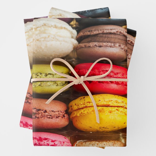 Feuille De Papier Cadeau Délice de Macaron (En situation)