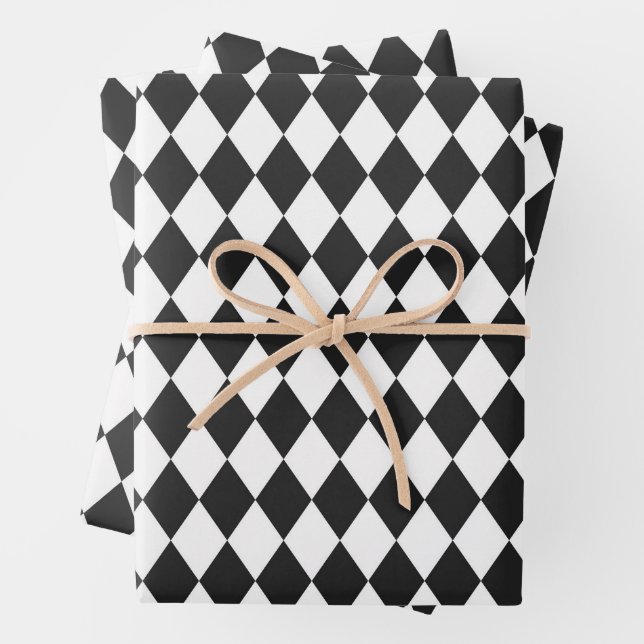 Feuille De Papier Cadeau Diamants Harlequin Noir & Blanc (En situation)