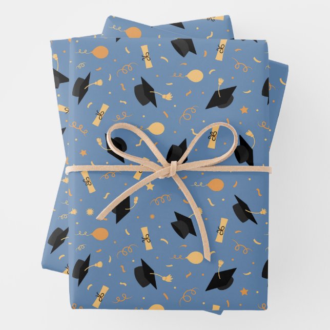 Feuille De Papier Cadeau Diplôme avec Casquette, Diplôme, Ballons Bleus (En situation)