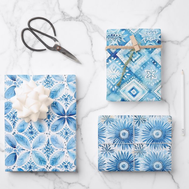 Feuille De Papier Cadeau Douce Mariée Fleurie Bleue Blanche Batik (Recto)