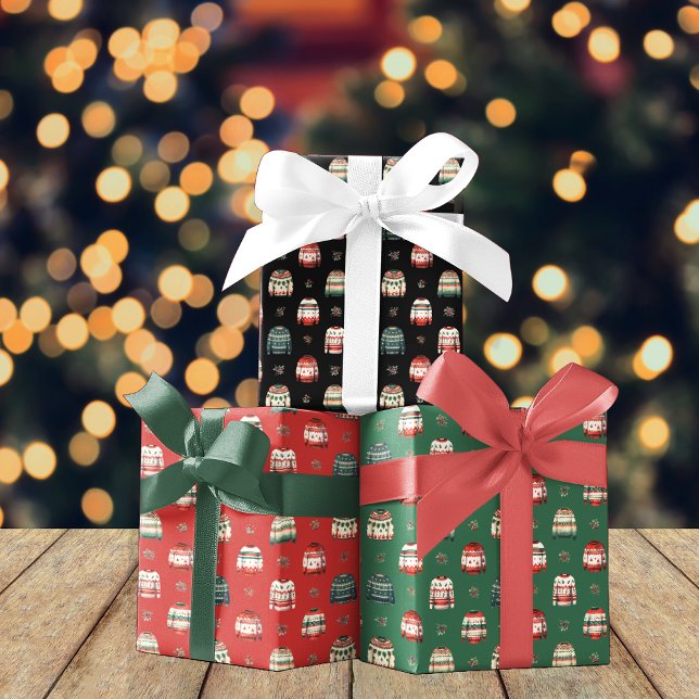 Feuille De Papier Cadeau Doudou de Noël moche | Holly et Berries Motif (Ugly Christmas Sweater Holly and Berries Pattern Wrapping Paper Sheets - Red, Green, Black)