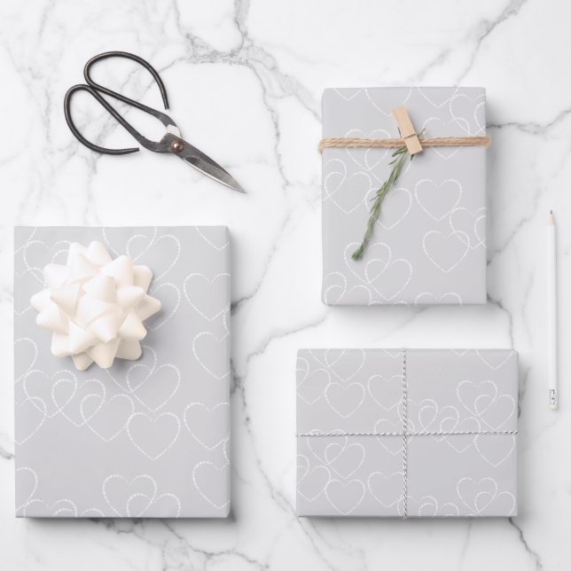 Feuille De Papier Cadeau Élégant Argent et Blanc Coeur Décoratif Charms (Recto)
