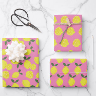 Feuille De Papier Cadeau Élégant Motif de citron rose et jaune
