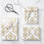 Feuille De Papier Cadeau Elégant or Damask motif Floral Mariage<br><div class="desc">Un don mariage dans un faux motif floral damassé d'or fait une présentation géniale. Idéal pour les jeunes mariés,  les douches nuptiales,  les wedding showers,  les nouvelles maisons,  les douches fiançailles,  et plus encore.</div>
