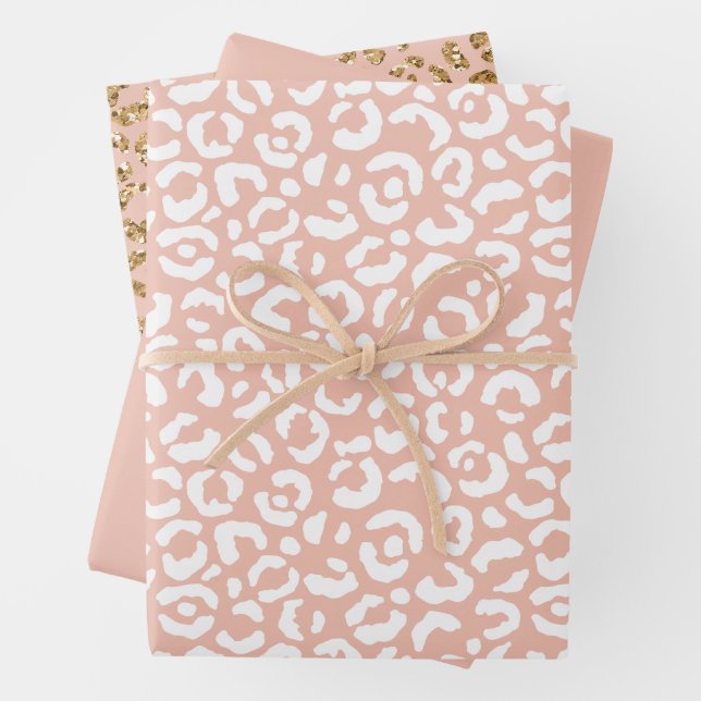 Feuille De Papier Cadeau Empreinte de léopard blanc Peach (En situation)