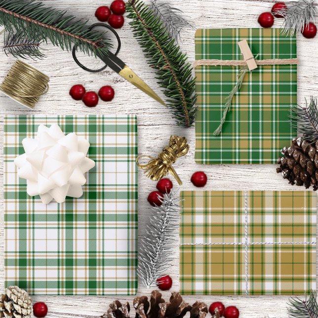 Feuille De Papier Cadeau Ensemble de Tartan - Caramel Or-Blanc-Vert (Tartan Set - Caramel Gold-White-Green Wrapping Paper Sheets by Leapfroglisics Shop)
