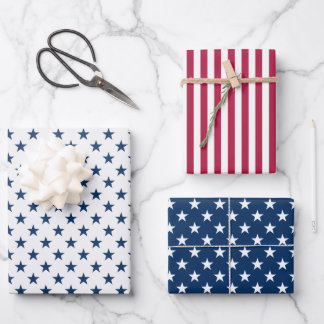 Feuille De Papier Cadeau Étoiles Blanches Et Bleues Et Bandes Rouges Patrio