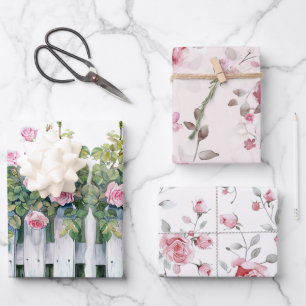 Feuille De Papier Cadeau Fête de Mariage Clôture Blanche Roses Roses