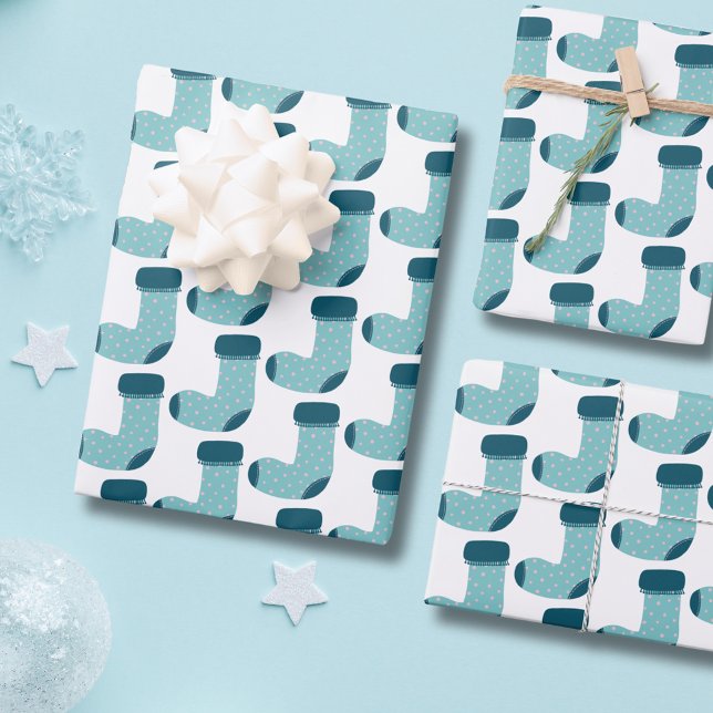 Feuille De Papier Cadeau Fête de Noël (Christmas stocking Holiday Wrapping Paper Rolls from artists own illustrations.)