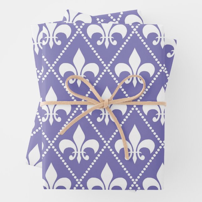 Feuille De Papier Cadeau Fleur de Lis violet brillant (En situation)