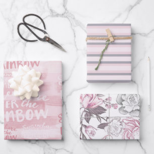 FEUILLE DE PAPIER CADEAU FLEURS BLANCHES ET STRIPES ROSES PASTEL