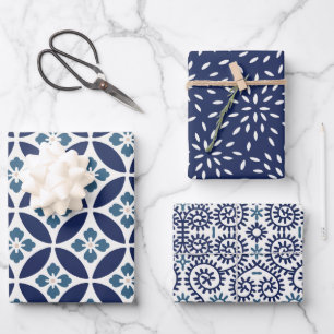 Feuille De Papier Cadeau FLEURS ET ÉPAULES japonaises blanches et bleues 