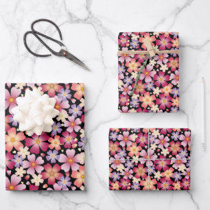 Feuille De Papier Cadeau Fleurs mixtes rêvées sur noir