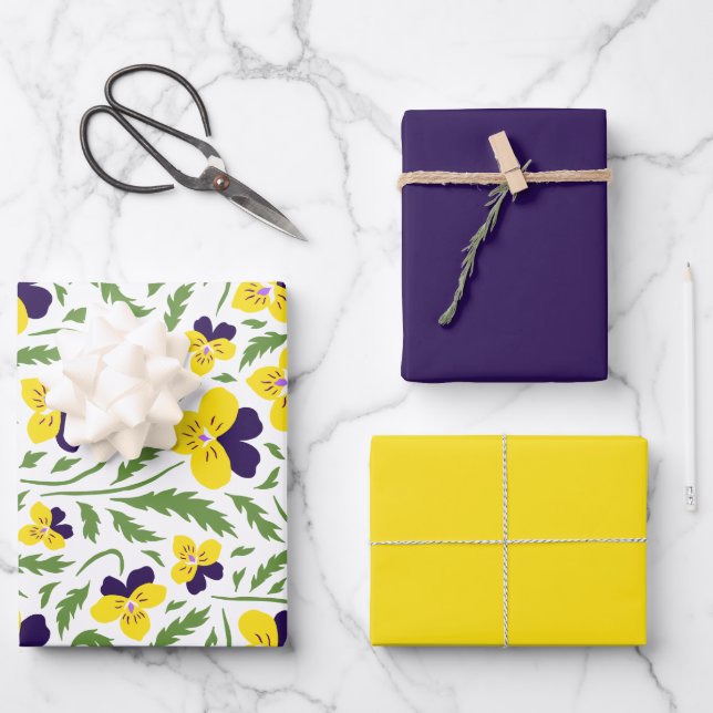 Feuille De Papier Cadeau Fleurs Pansey violettes et jaunes (Recto)