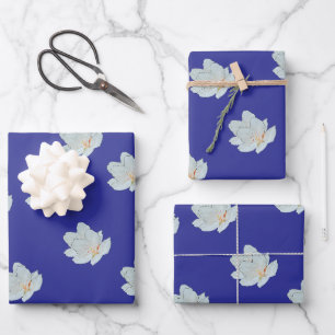 Feuille De Papier Cadeau Fleurs sur fond bleu foncé