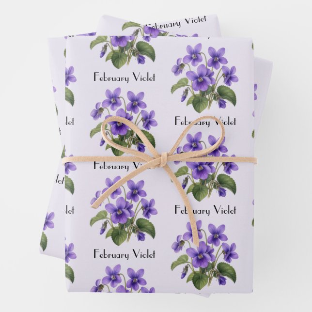 Feuille De Papier Cadeau Fleurs Violettes de Février (En situation)