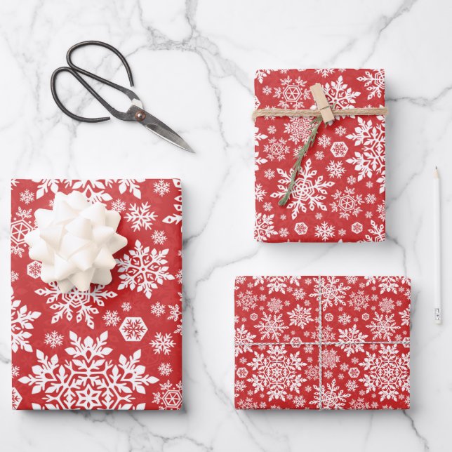 Feuille De Papier Cadeau Flocon de neige blanc élégant (cranberry) (Recto)