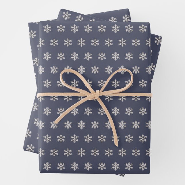 Feuille De Papier Cadeau Flocon de neige bleu (En situation)