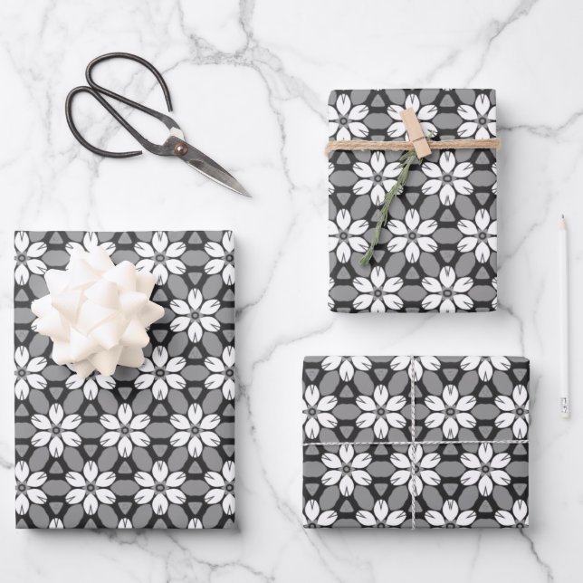Feuille De Papier Cadeau Floral gris, noir et blanc (Recto)