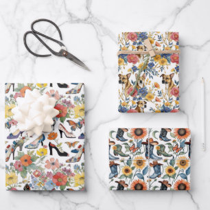 Feuille De Papier Cadeau Floraux avec bottes en talons et chiens