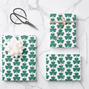 Feuille De Papier Cadeau Forme de trèfle à carreaux vert classique
