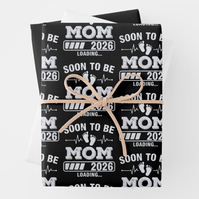 Feuille De Papier Cadeau Future Maman 2026 Annonce de Grossesse en Attente (En situation)