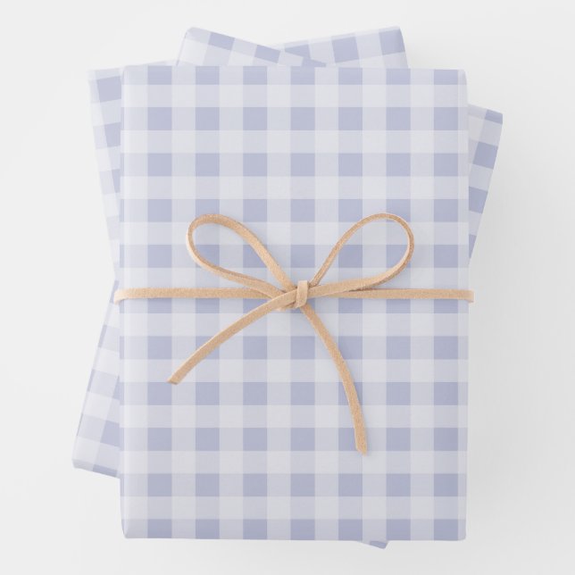 Feuille De Papier Cadeau Gingham gris pérywinkle Cool Rustique (En situation)