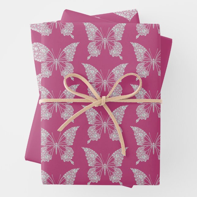 Feuille De Papier Cadeau Glam rose Faux Diamants Papillon et coeur (En situation)