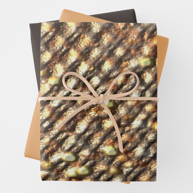 Feuille De Papier Cadeau Gold Nugget Design (En situation)