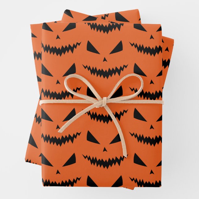Feuille De Papier Cadeau Halloween effrayant Jack OLantern noir visage oran (En situation)