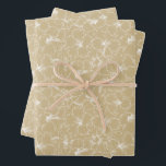 Feuille De Papier Cadeau Hibiscus blanc floral sur fond doré<br><div class="desc">Trois feuilles de papier d'emballage présentent des contours de fleurs d'hibiscus blanches tropicales sur un fond doré (ou de la couleur de votre choix). Beau papier cadeau pour anniversaire,  mariage,  anniversaire de mariage ou toute occasion. PLUS de couleurs dans notre magasin.</div>