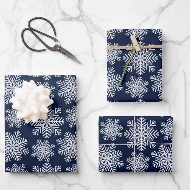Feuille De Papier Cadeau Hiver Blanc Bleu Snowflakes Wonderland Motif (Recto)