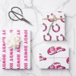 Feuille De Papier Cadeau Howdy Cowgirl Disco Dernier Rodéo Bachelorette<br><div class="desc">Un design amusant de cowgirl avec des détails rose chaud et rose clair</div>