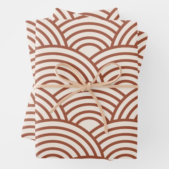 Feuille De Papier Cadeau Japonaise Seigaiha Vave Rust Terracotta (En situation)