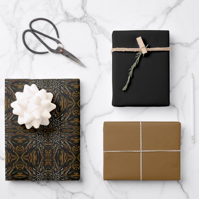 Feuille De Papier Cadeau Jaunes dorés crémeux en motif râteau sur fond noir (Recto)