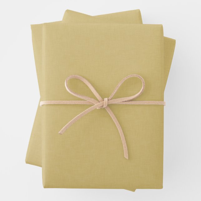 Feuille De Papier Cadeau Joli effet simple chambray jaune beurre (En situation)