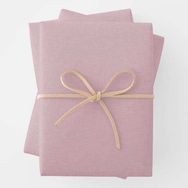 Feuille De Papier Cadeau Joli effet simple en chambray rose (En situation)