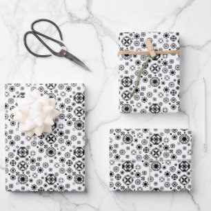 Feuille De Papier Cadeau Joli motif décoratif arabesque noir et blanc