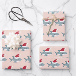 Feuille De Papier Cadeau Joli requin dans un chapeau de Père Noël rose pâle