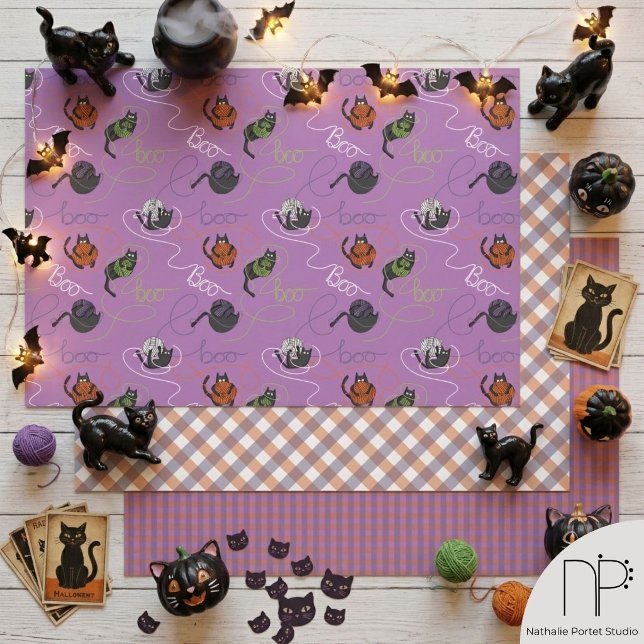 Feuille De Papier Cadeau Joliment emmêlé Chat Halloween (Hand drawn black cat and yarn wrapping paper for knitters and spooky holiday celebrations)