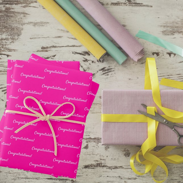 Feuille De Papier Cadeau Joyeux anniversaire rose fuchsia (Créateur téléchargé)