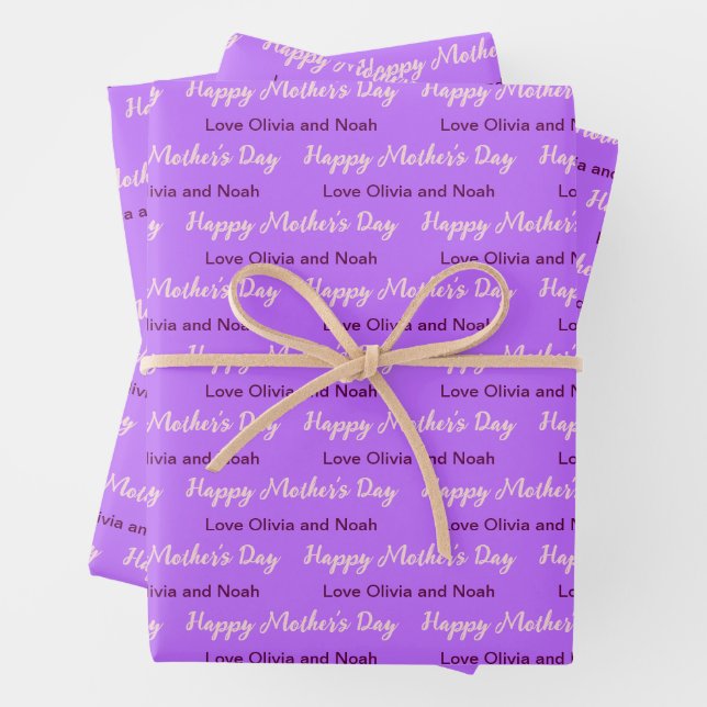 Feuille De Papier Cadeau Joyeux Jour des Mères Script Pale Purple Nom du Fo (En situation)