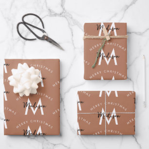 Feuille De Papier Cadeau Joyeux Noël Brown personnalisé Monogramme rouge